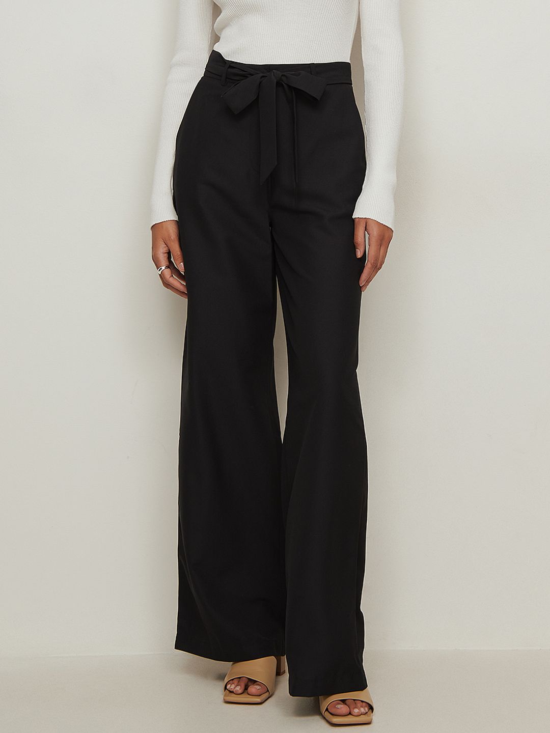 NA-KD Women Black Solid Trousers with Belt Price in India