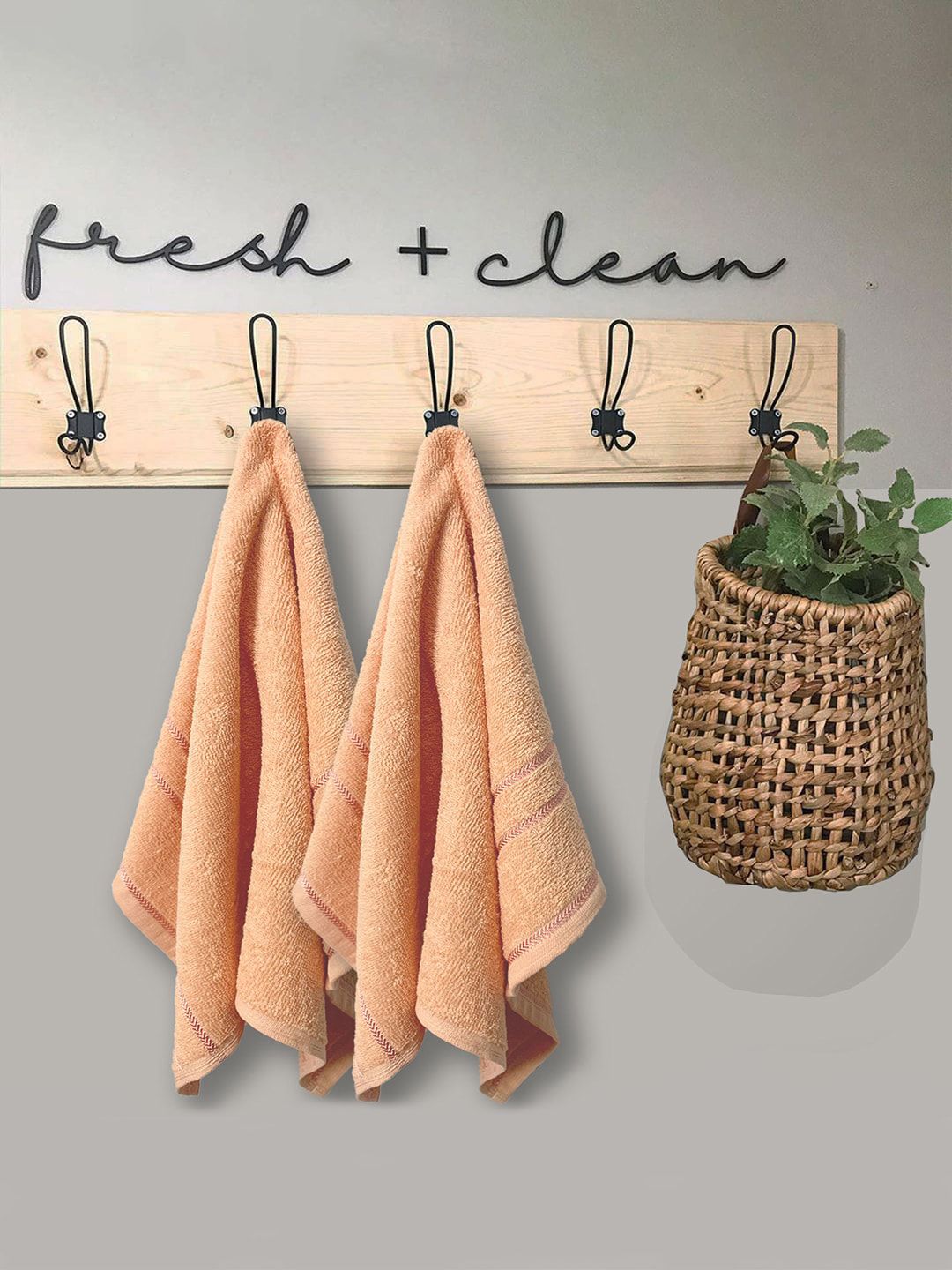 YK Unisex Set Of 2  Peach Colored Soild 380 GSM Hand Towels Price in India