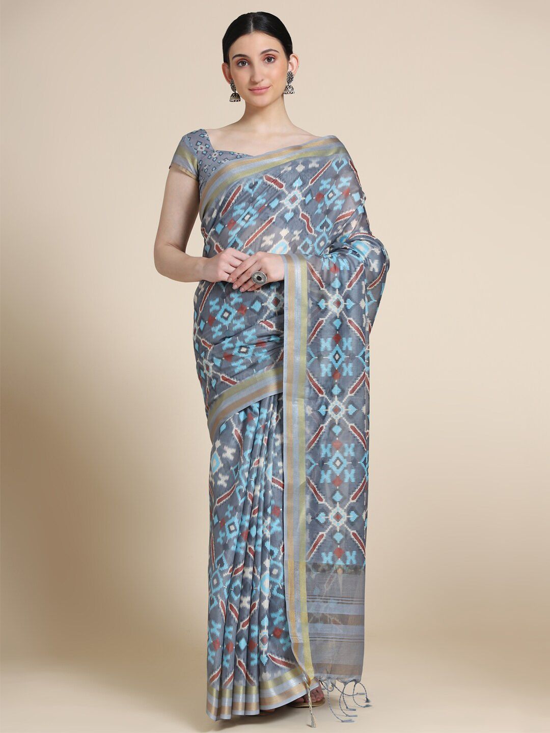 VISHNU WEAVES Women Grey & Blue Patola Printed Cotton Saree Price in India
