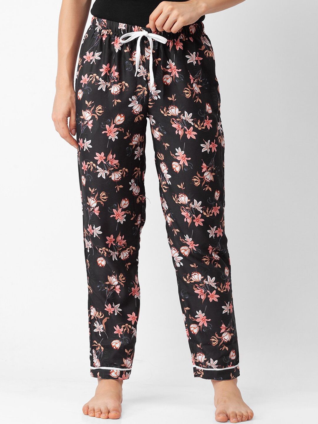 NOIRA Women Black Floral Printed Cotton Lounge Pant Price in India