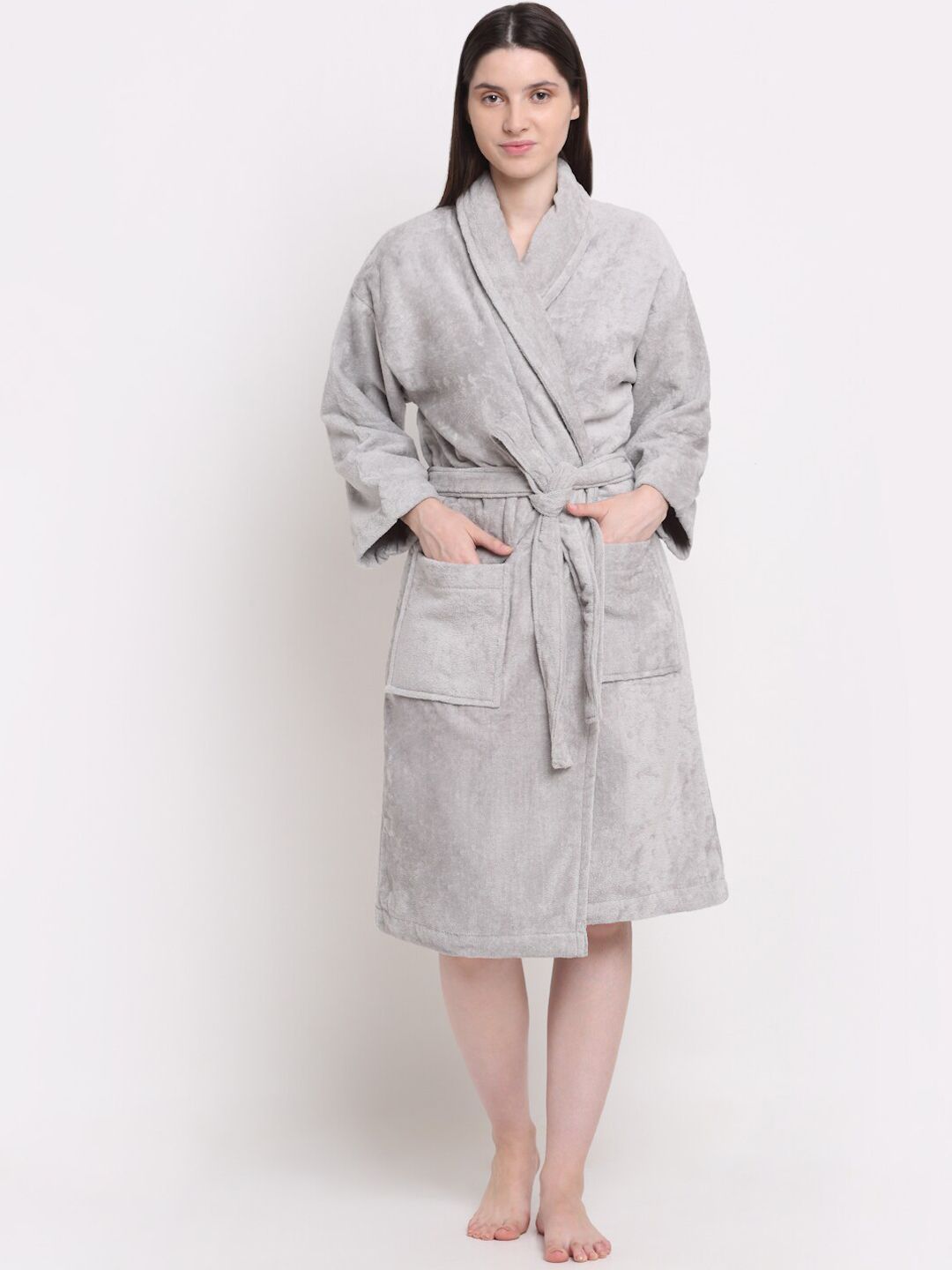 CreevaGrey Solid Bath Robe Price in India