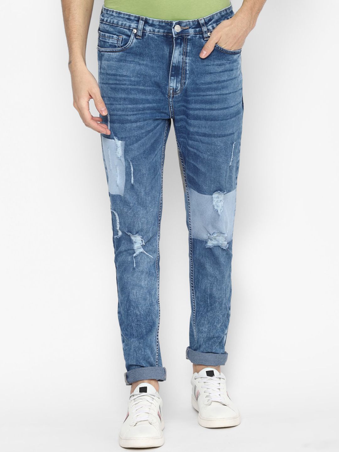 FOREVER 21 Women Blue Mildly Distressed Heavy Fade Jeans Price in India