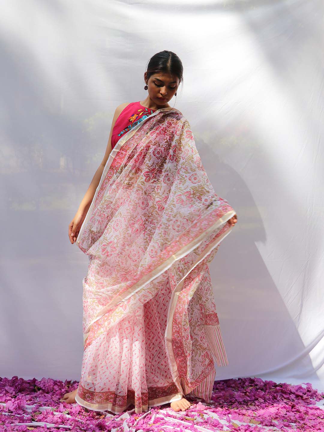 Chidiyaa White & Pink Floral Pure Silk Saree Price in India