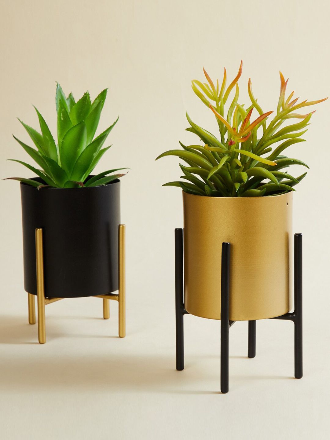 Home Centre Pack Of 2 Gold-Toned & Black Metal Nested Planter Stand Price in India