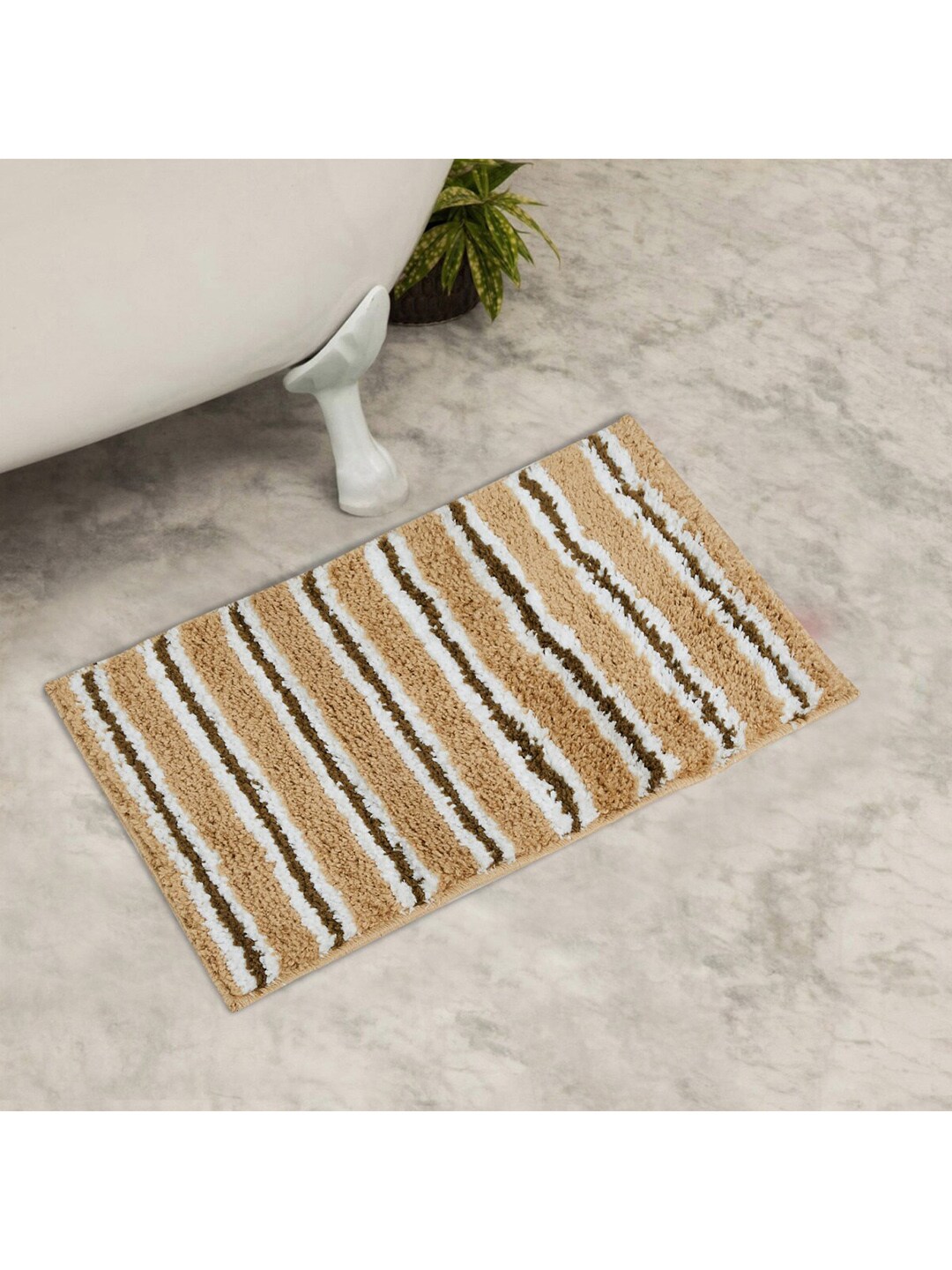 Home Centre Brown & White Set of 3 Striped Printed Bathmat Price in India