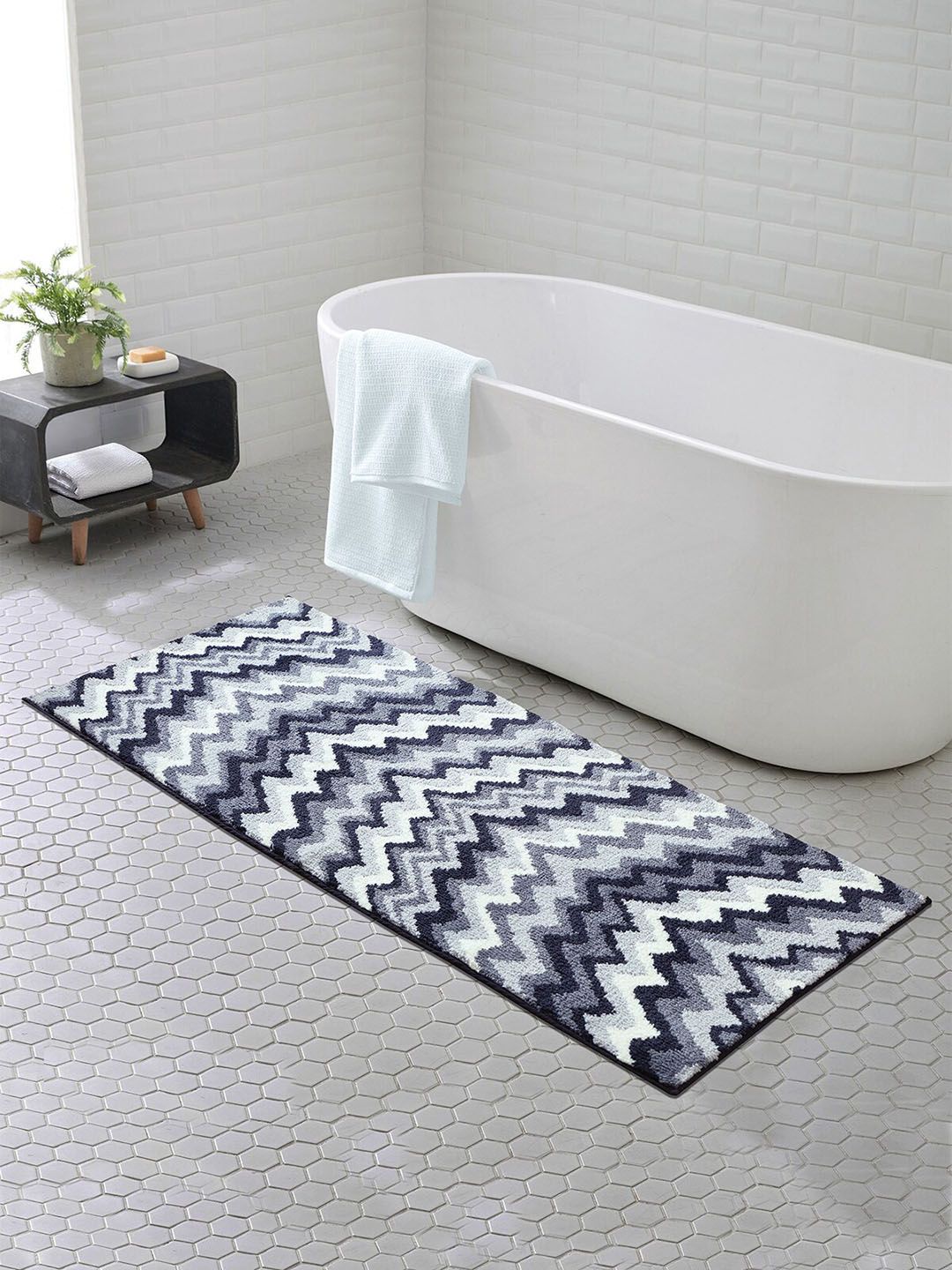 OBSESSIONS Grey & Black 1800 GSM Bath Rug Price in India