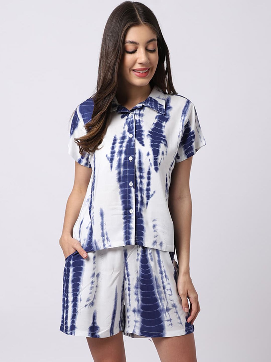 Claura Women Blue & White Printed Night suit Price in India