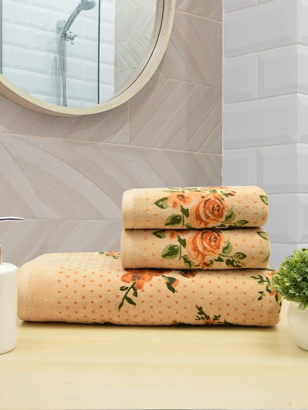 RANGOLI Set Of 3 Beige Printed Cotton 450 GSM Towel Set Price in India