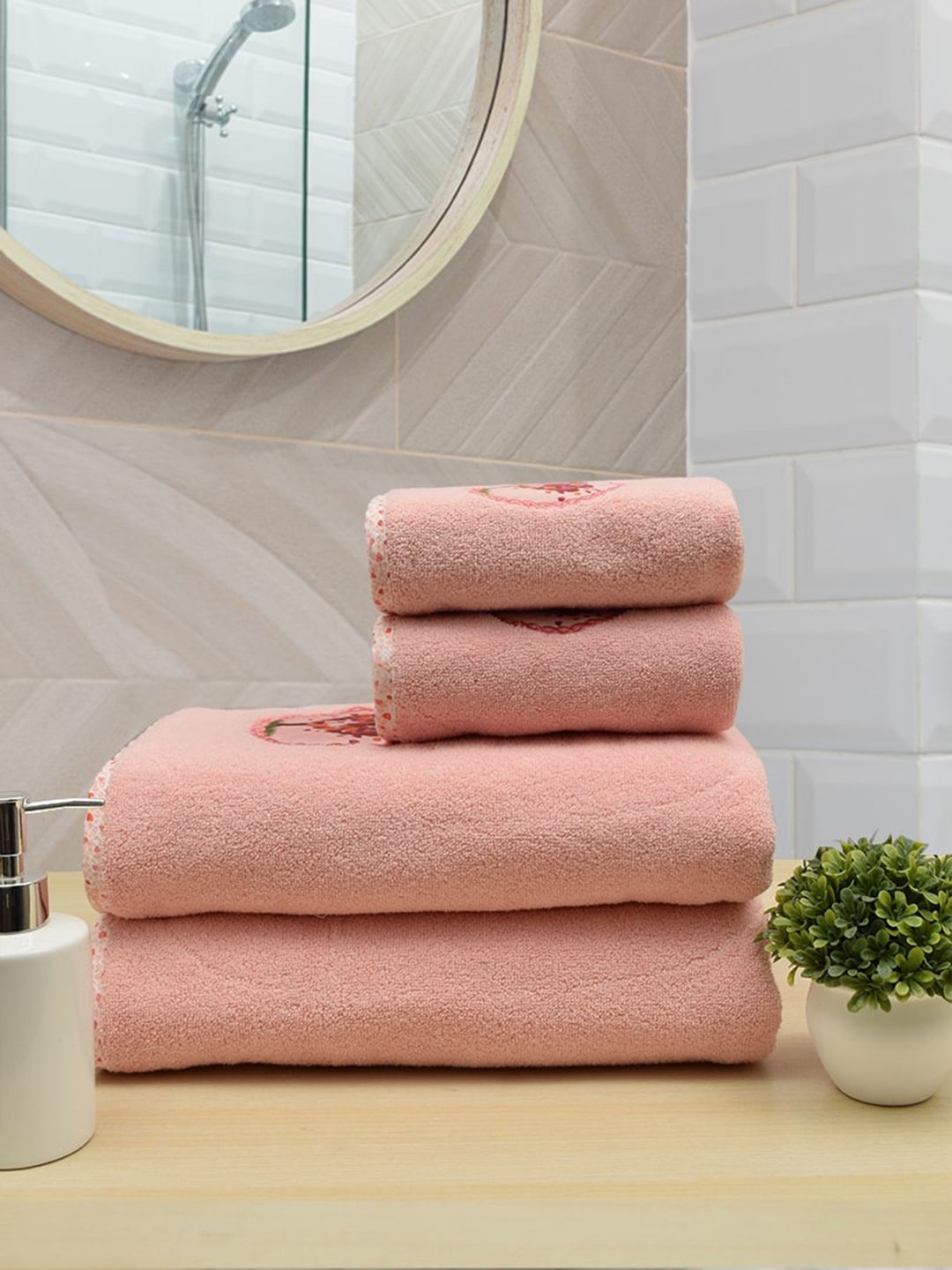 RANGOLI Set of 4 Pink & Peach Printed Cotton Towel Set Price in India