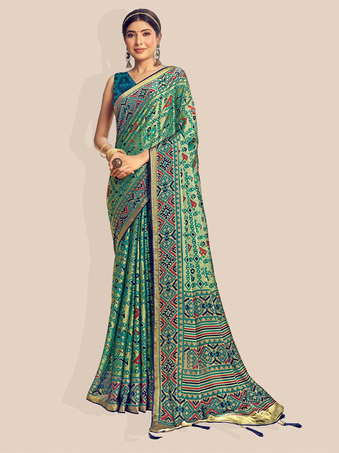 UNITED LIBERTY Green & Gold-Toned Woven Design Zari Brasso Ikat Saree