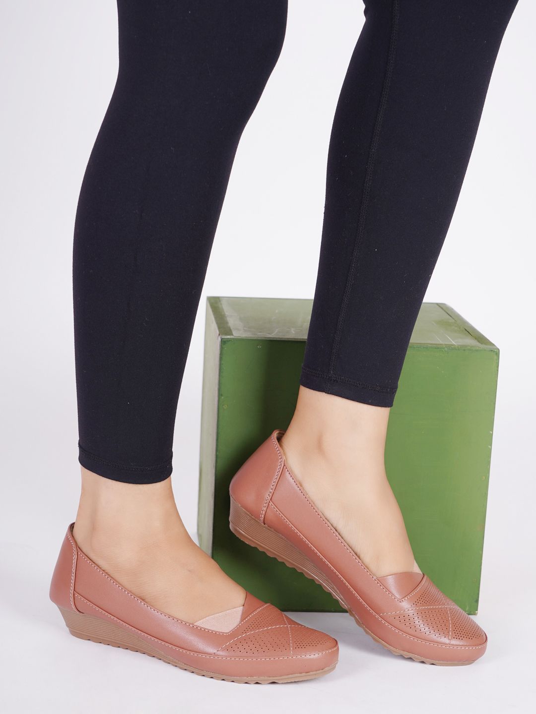 VEILLE Women Peach-Coloured Ballerinas with Laser Cuts Price in India