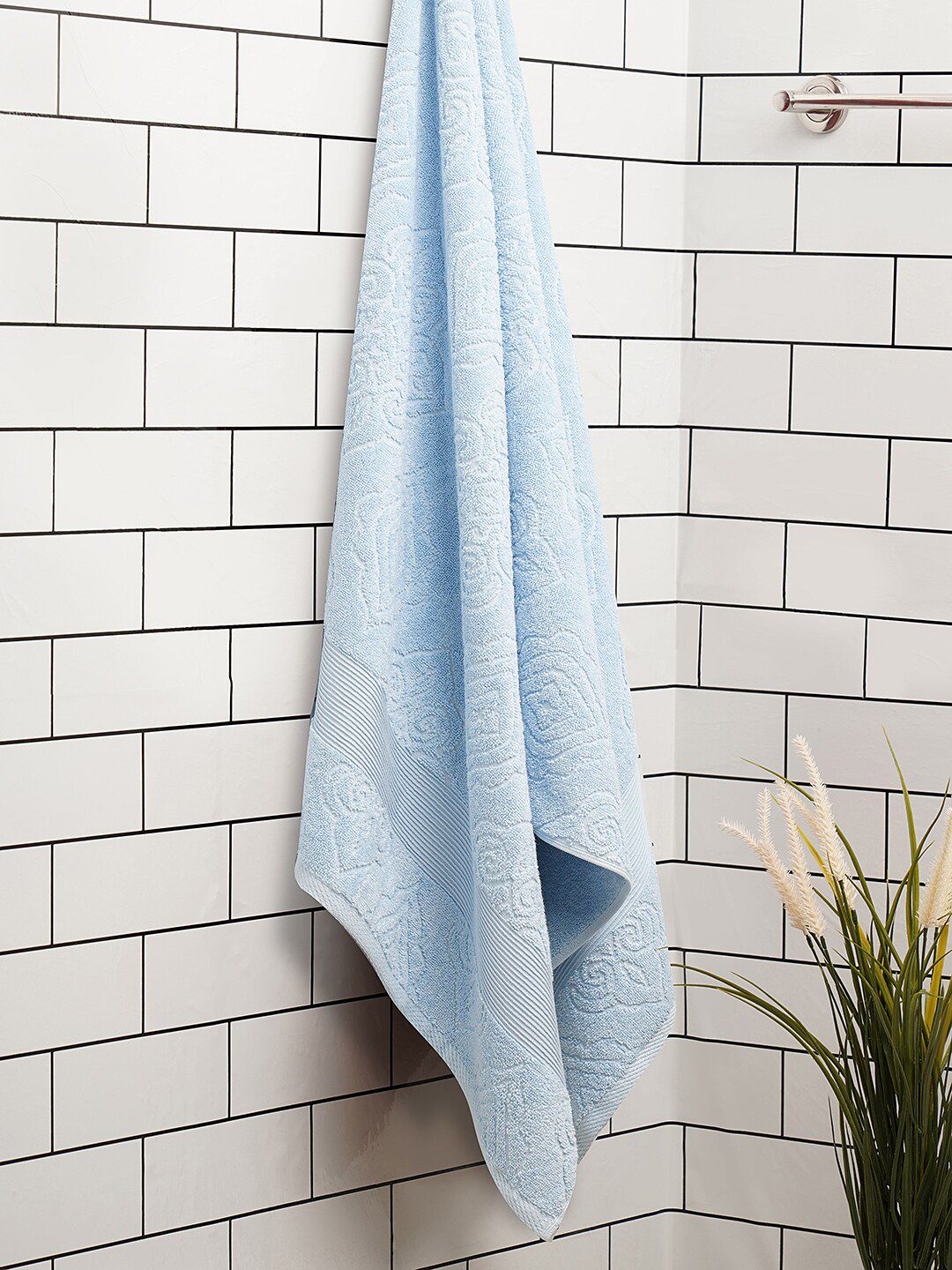 SPACES Blue 550 GSM Cotton Bath Towel Price in India