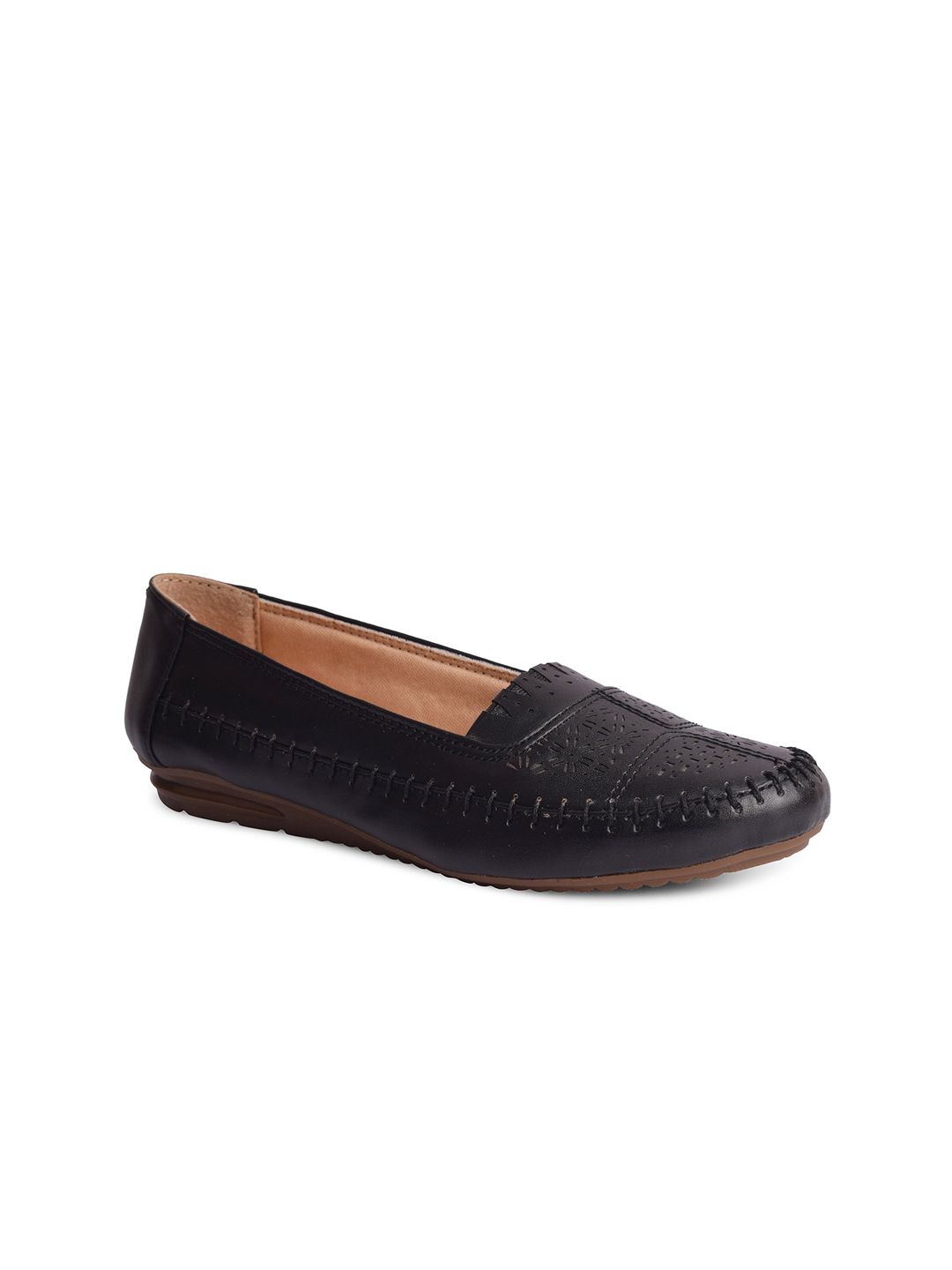 XE Looks Women Black Textured Ballerinas Flats