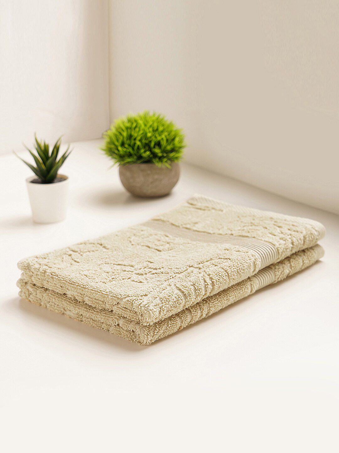 SPACES Set of 2 Beige Solid 550 GSM Cotton Hand Towels Price in India