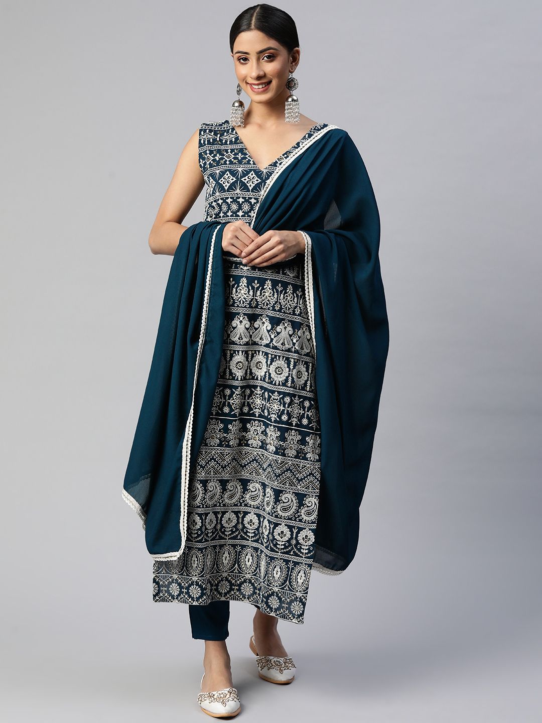 heemara Women Teal Ethnic Motifs Thread Work Kurta with Trousers & With Dupatta Price in India