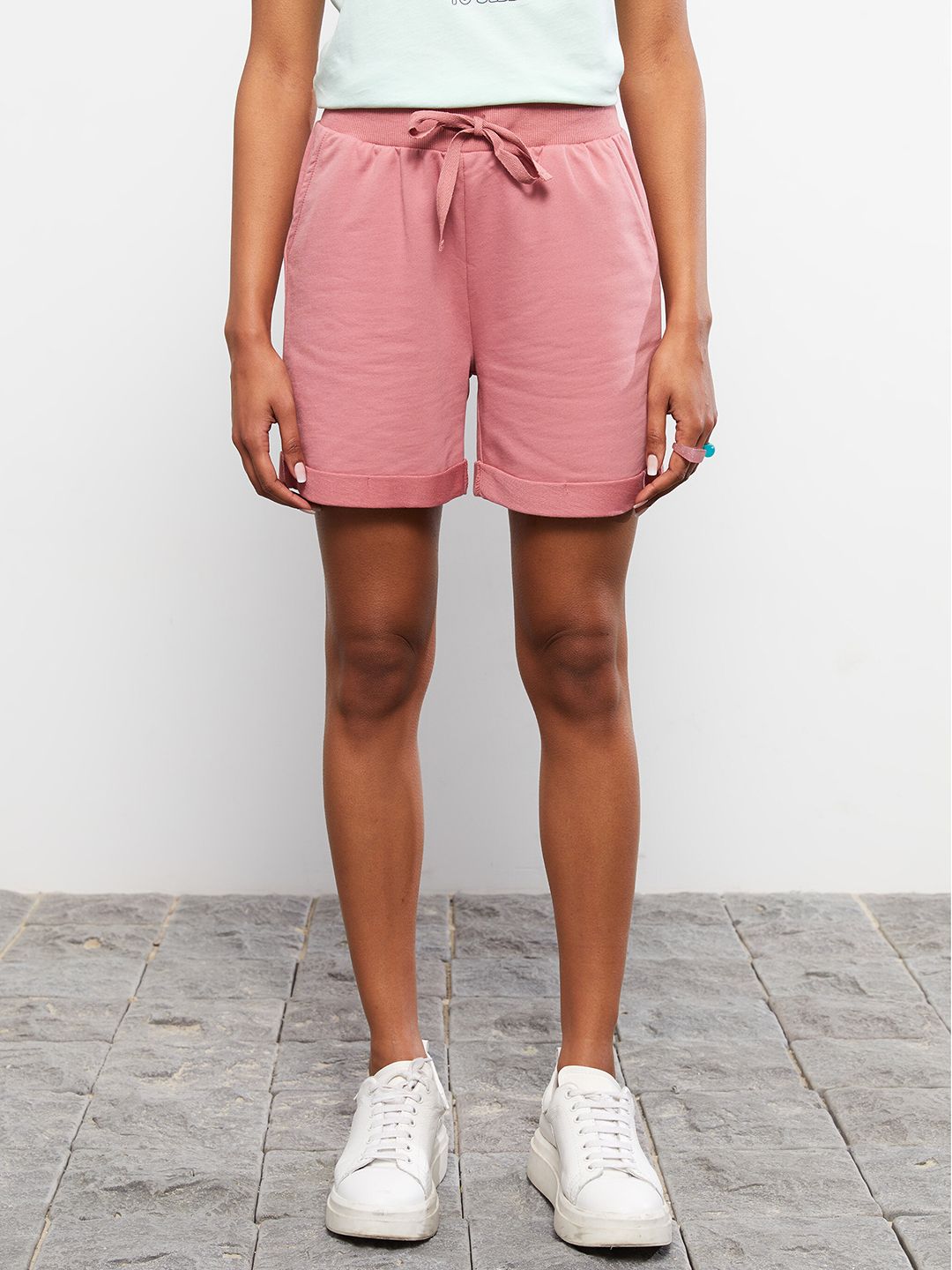 LC Waikiki Women Pink Solid Shorts