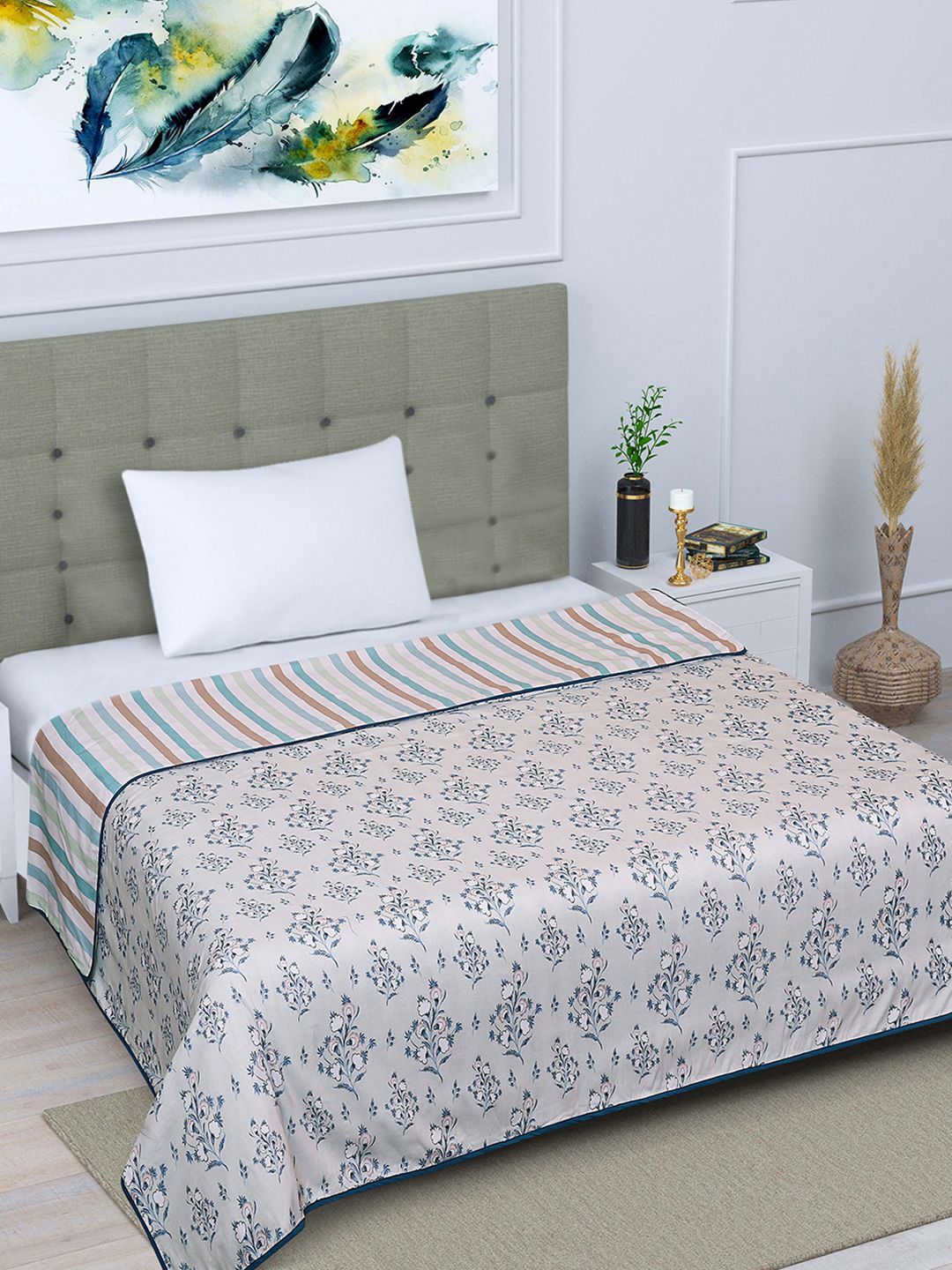 ROMEE Beige & Blue Floral Printed 300 GSM Single Bed Reversible Dohar Price in India