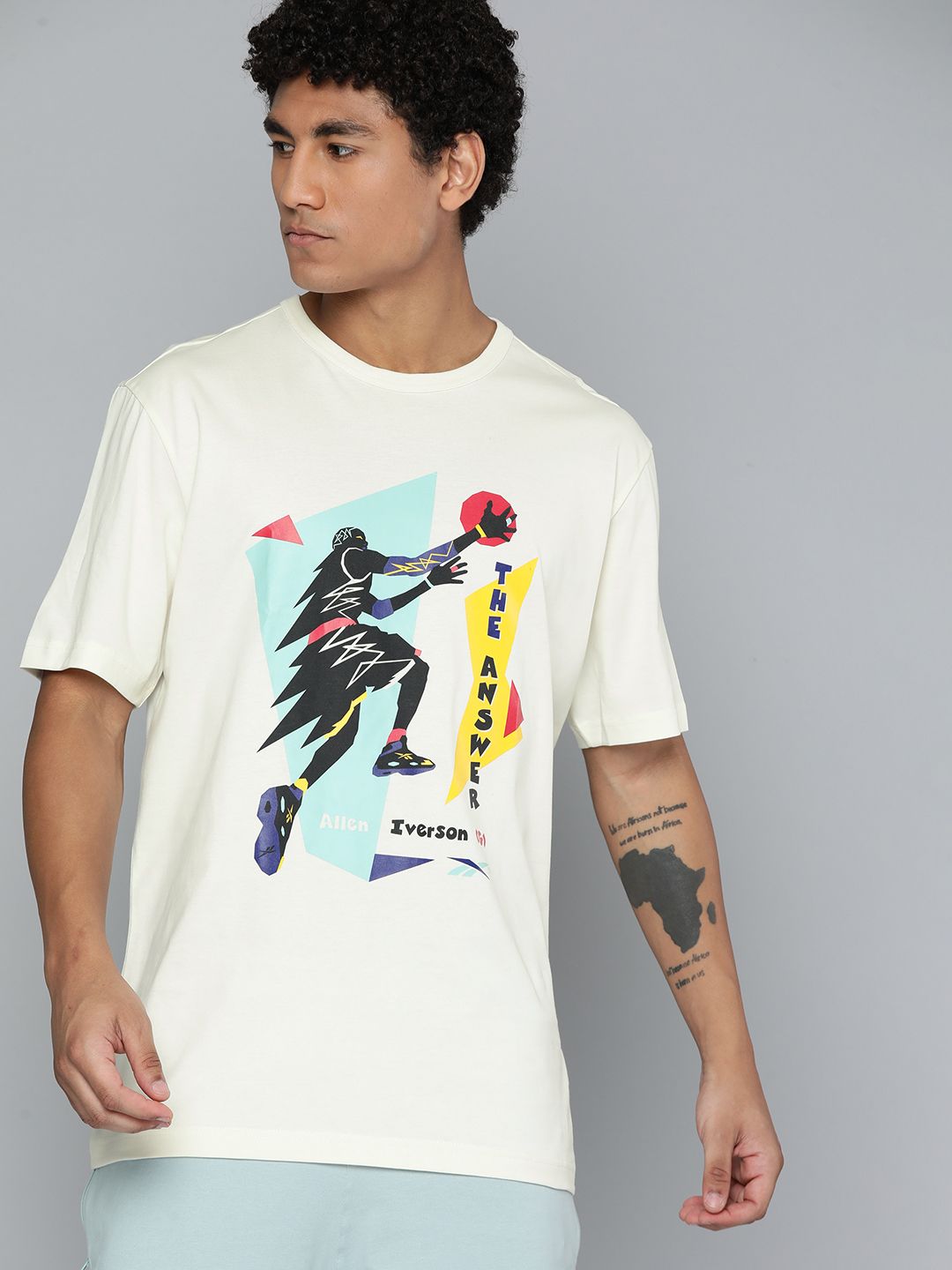 Reebok Classic Reebok Classic Men Beige Printed Relaxed Fit T-shirt