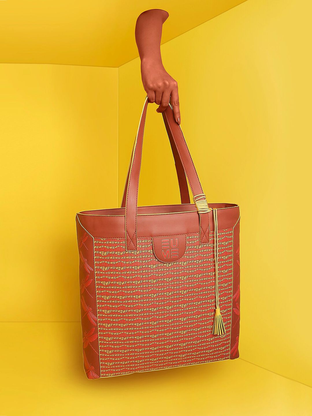 EUME Red Textured Shopper Tote Bag with Applique Price in India