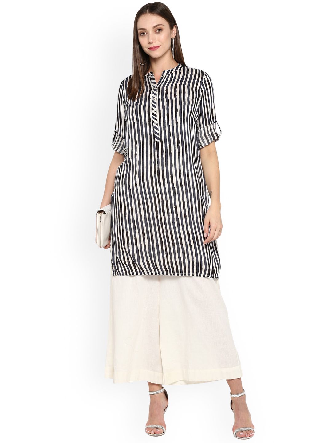 antaran Women Black Striped Pathani Kurta