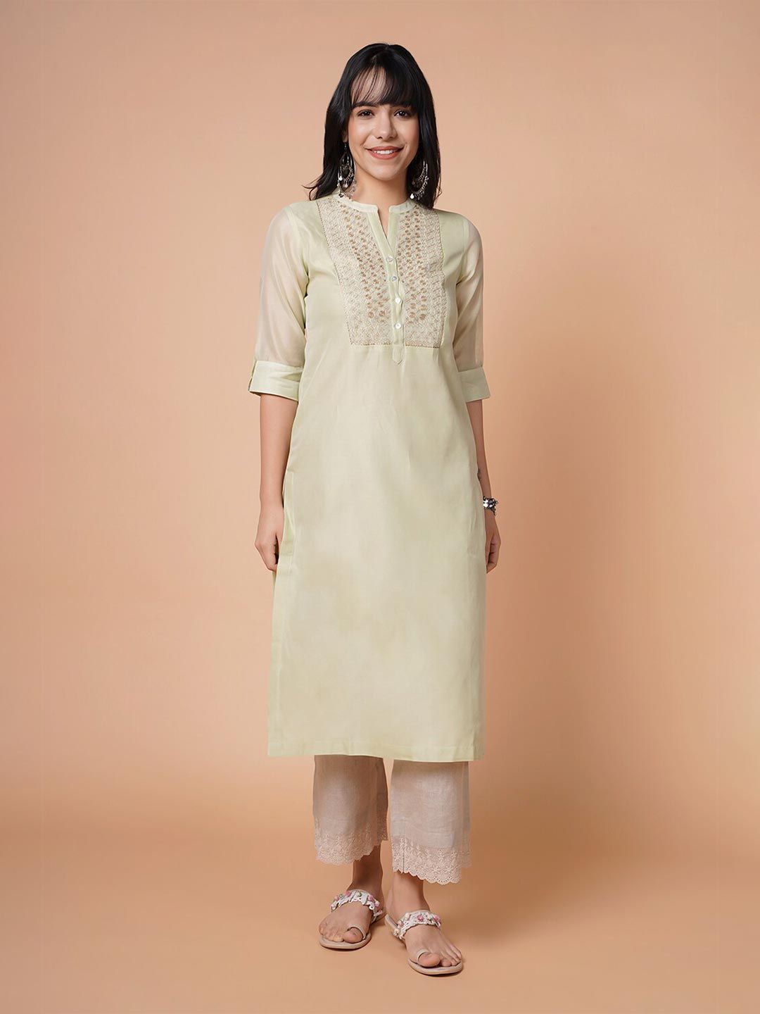 BARARA ETHNIC Women Green Floral Embroidered Thread Work Floral Chanderi Silk Kurta Price in India