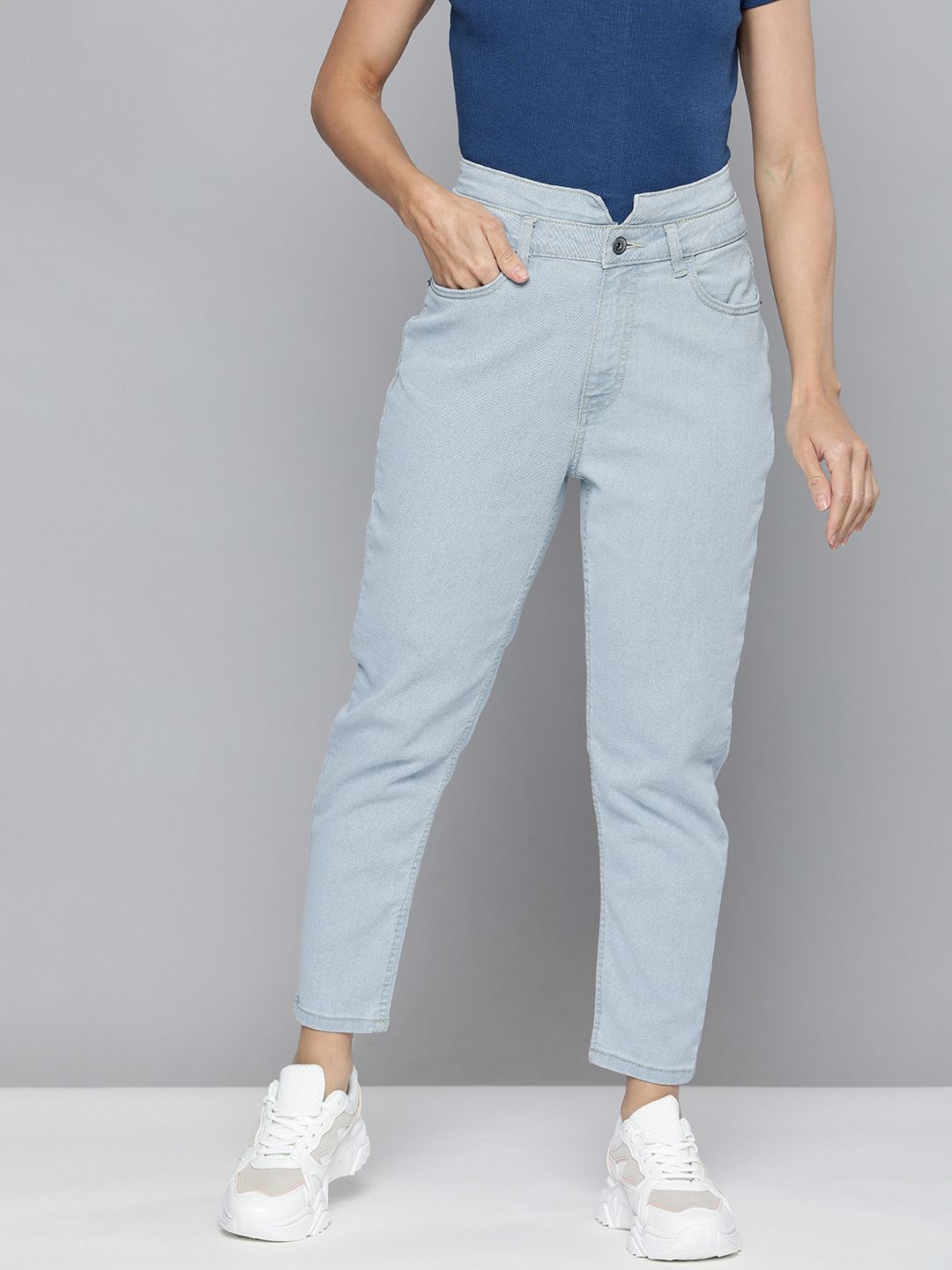 Flying Machine Women Blue Mom Fit Light Fade Stretchable Jeans Price in India