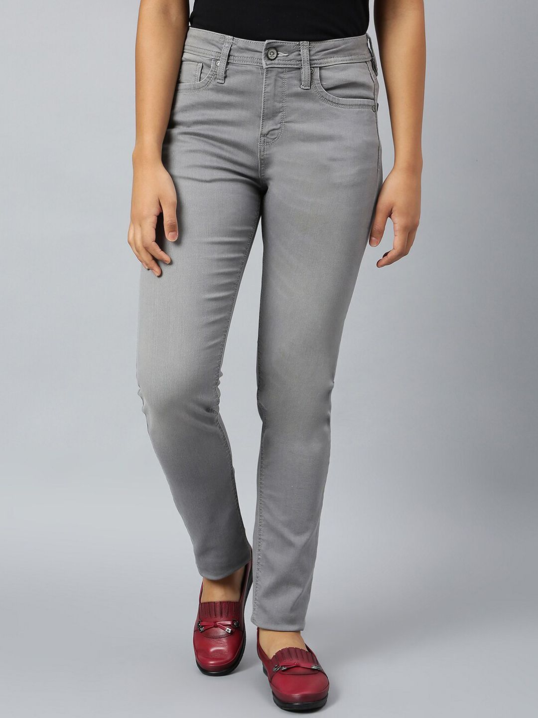 Woodland Women Grey Light Fade Stretchable Jeans Price in India