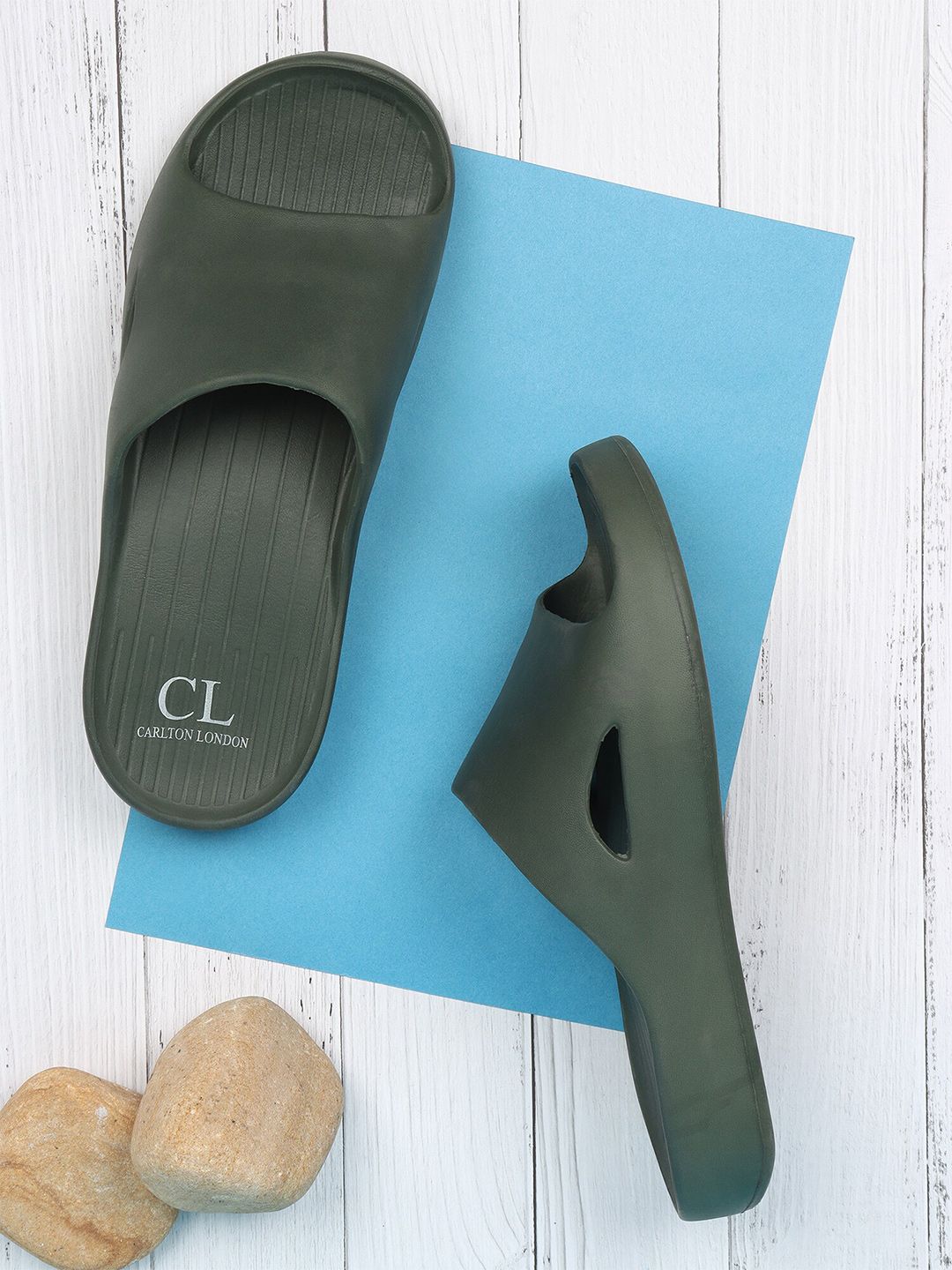 Carlton London Men Olive Green Croslite Sliders
