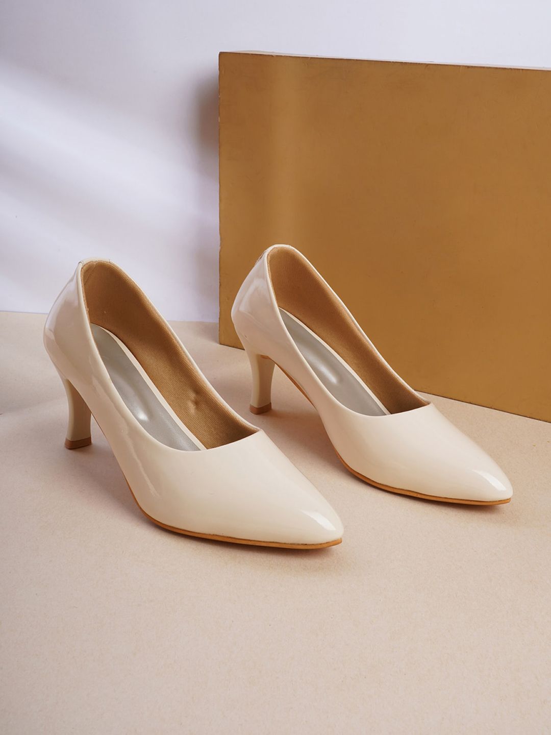 SAPATOS Beige Pumps with Bows Price in India