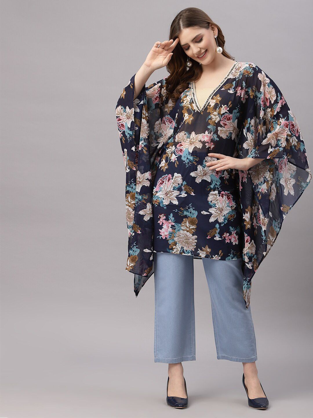 KASSUALLY Women Blue & Pink Printed Waterfall Shrug Price in India