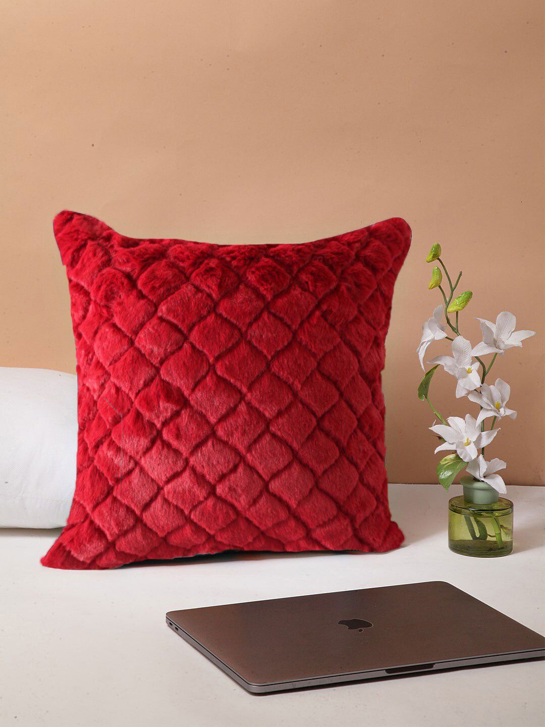 LUXEHOME INTERNATIONAL Set Of 2 Maroon Solid Quilted Cushions Price in India