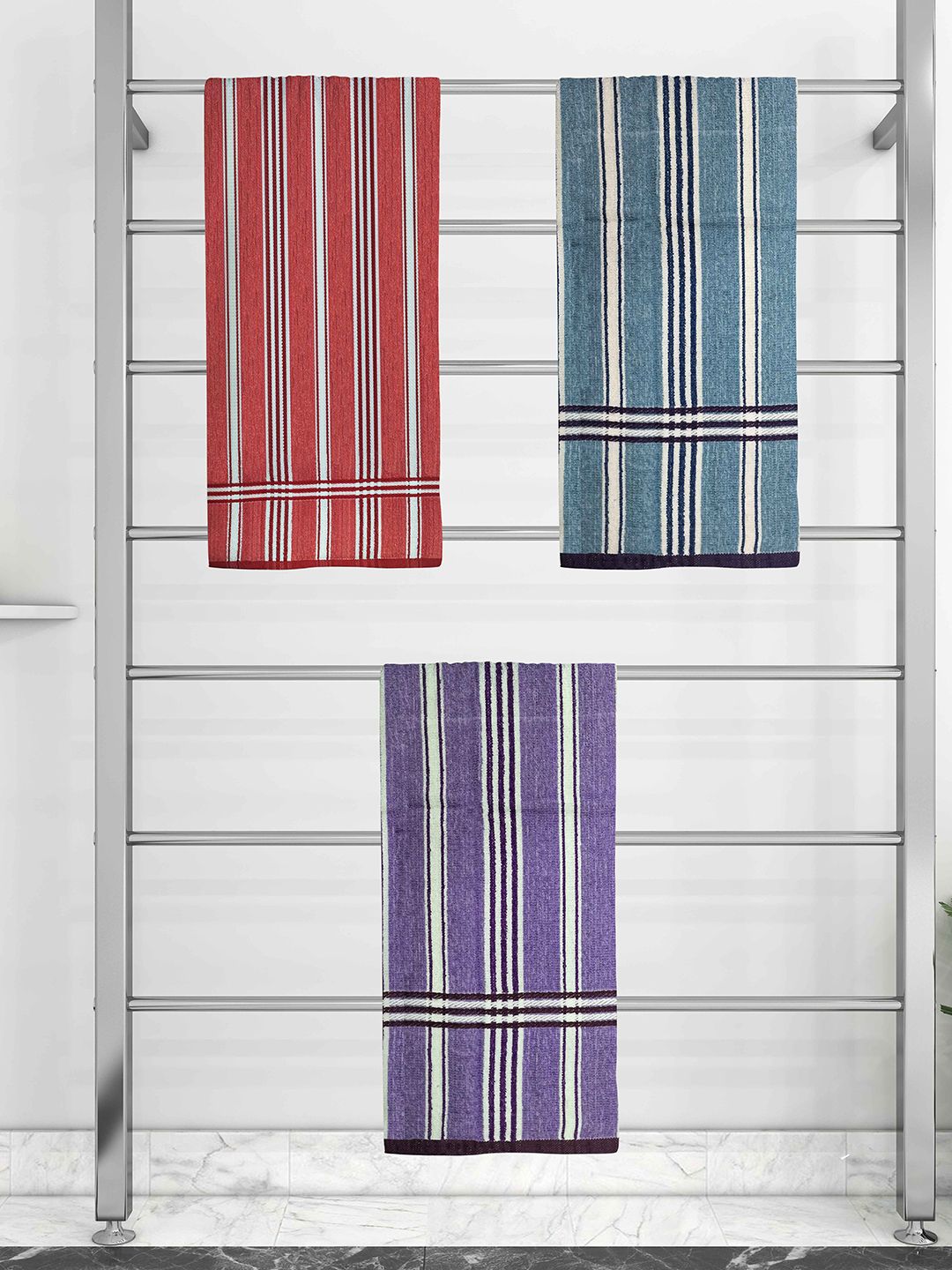 Athom Trendz Set Of 3 Striped 210 GSM Pure Cotton Bath Towels Price in India