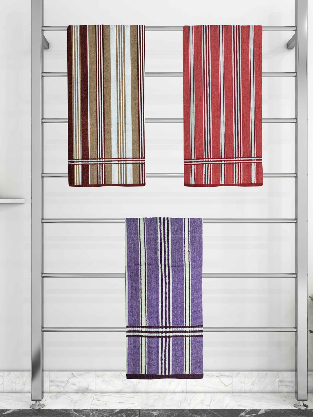 Athom Trendz Set Of 3 Striped 210 GSM Pure Cotton Bath Towels Price in India