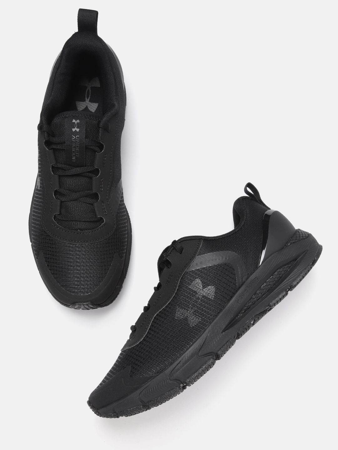 UNDER ARMOUR Women Black Woven Design Hovr Sonic SE Running Shoes Price in India