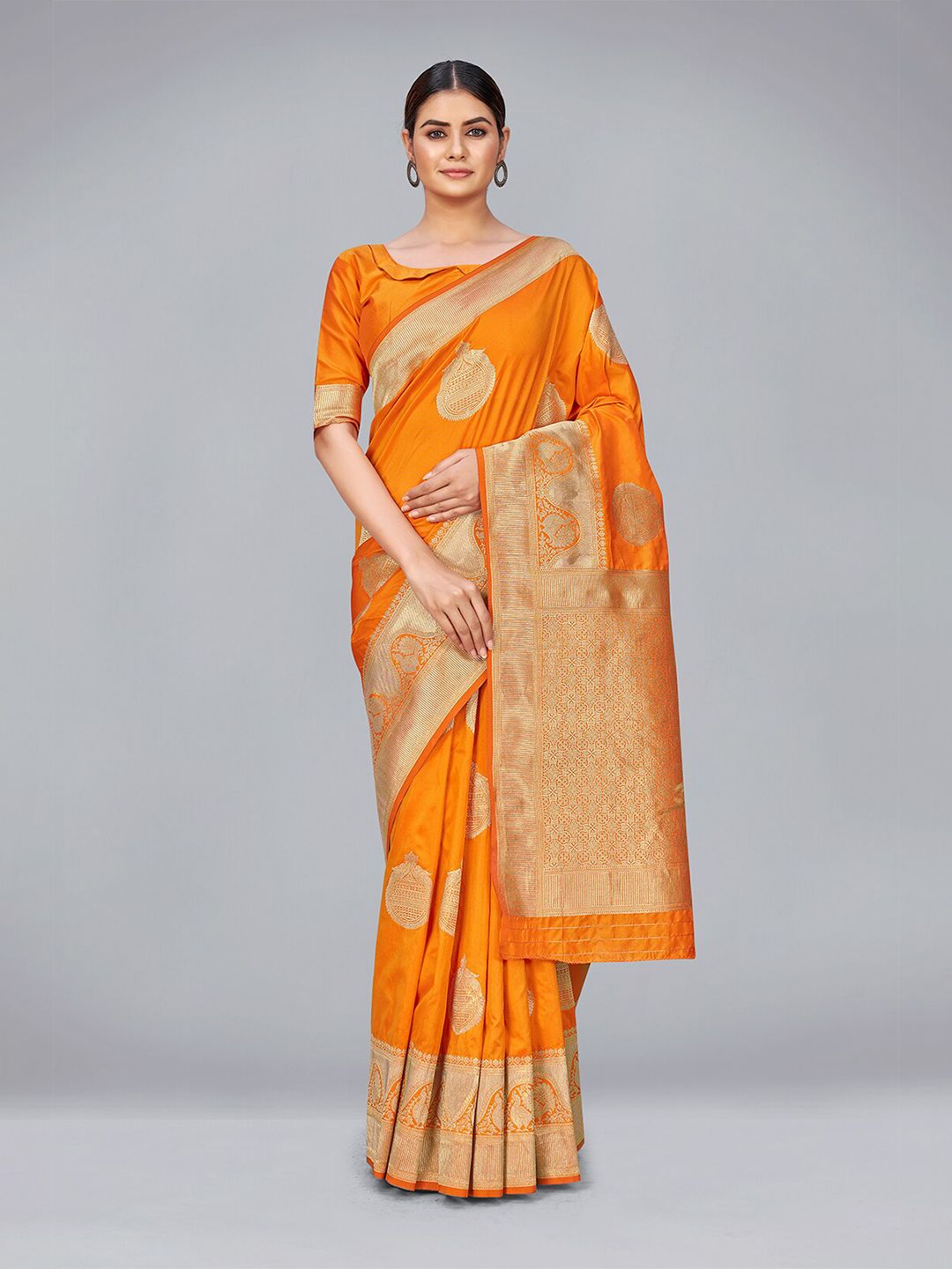 MONJOLIKA FASHION Orange & Gold-Toned Woven Design Zari Silk Blend Banarasi Saree