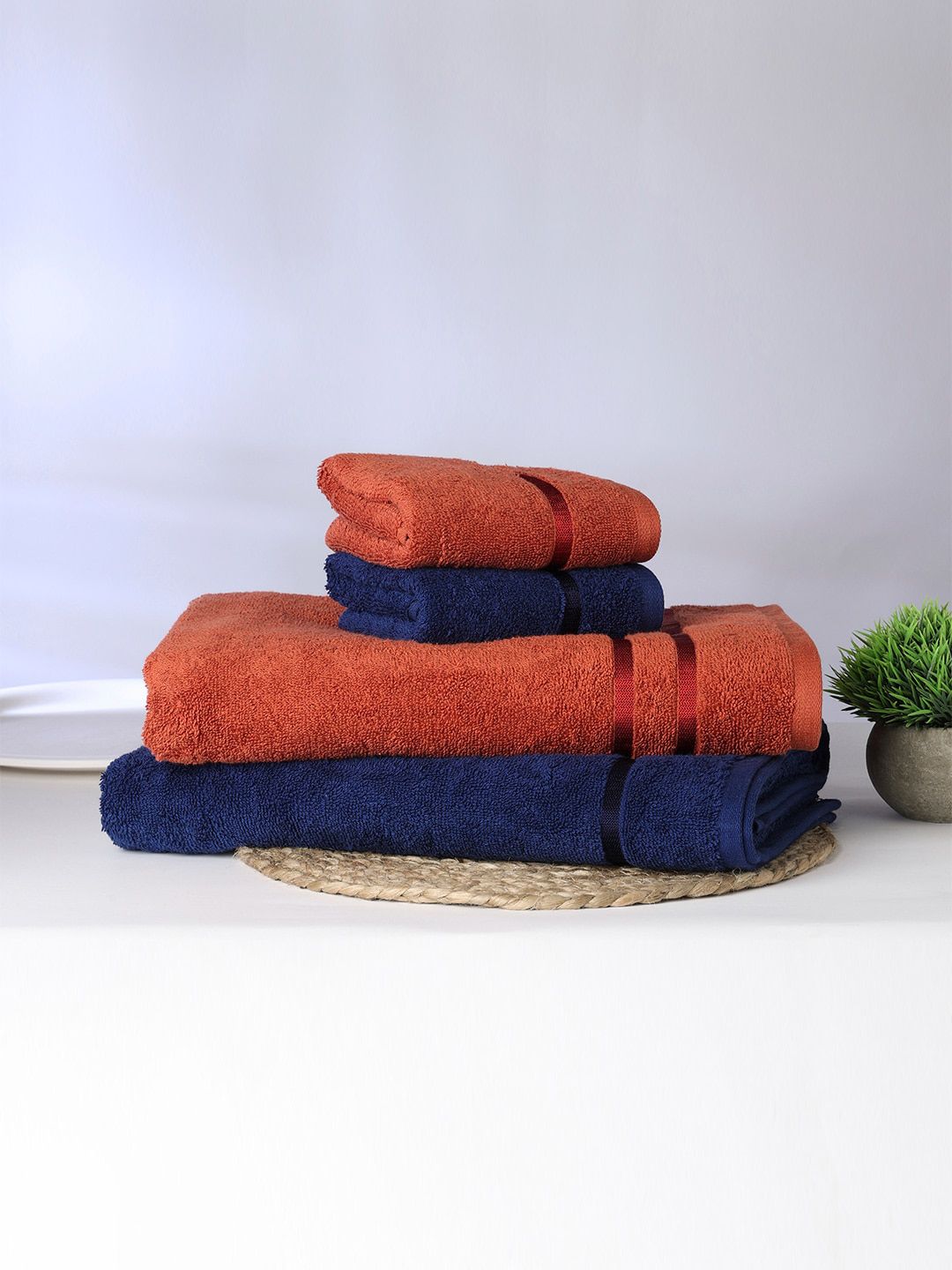 SPACES Set Of 4 Solid 500 GSM Pure Cotton Towels Price in India