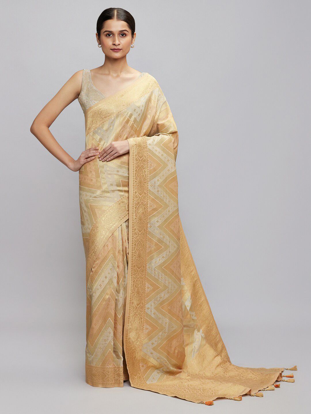 navyasa Peach-Coloured & Gold-Toned Woven Design Zari Saree Price in India
