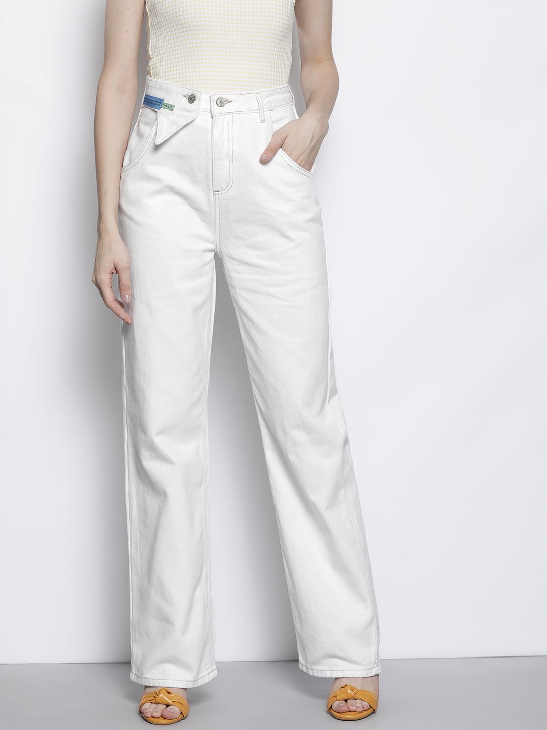 Trendyol Women White Pure Cotton Bootcut High-Rise Applique Stretchable Jeans Price in India