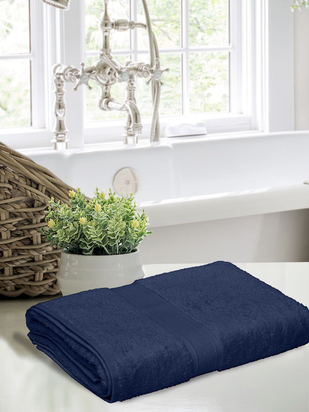 BOMBAY DYEING Navy Blue  Solid 550 GSM Cotton Bath Towels Price in India