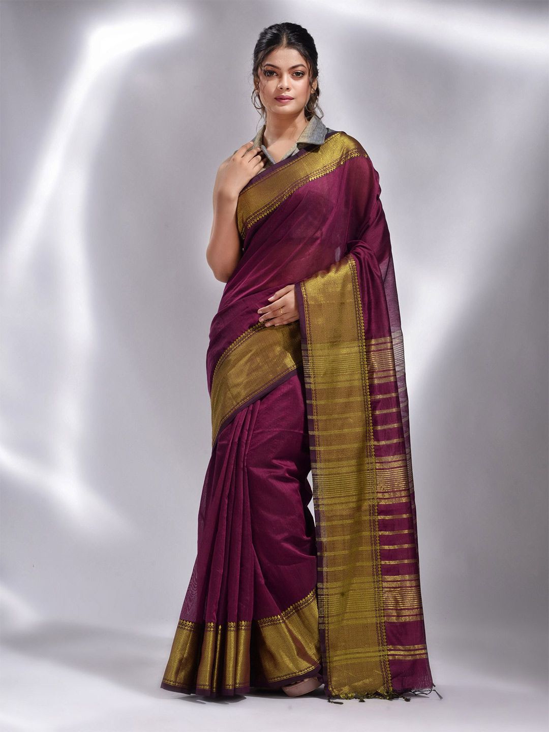Charukriti Magenta & Gold-Toned Zari Saree