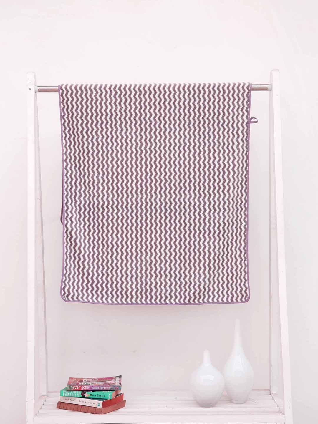 Ariana Purple Striped Cotton 400 GSM Bath Towels Price in India