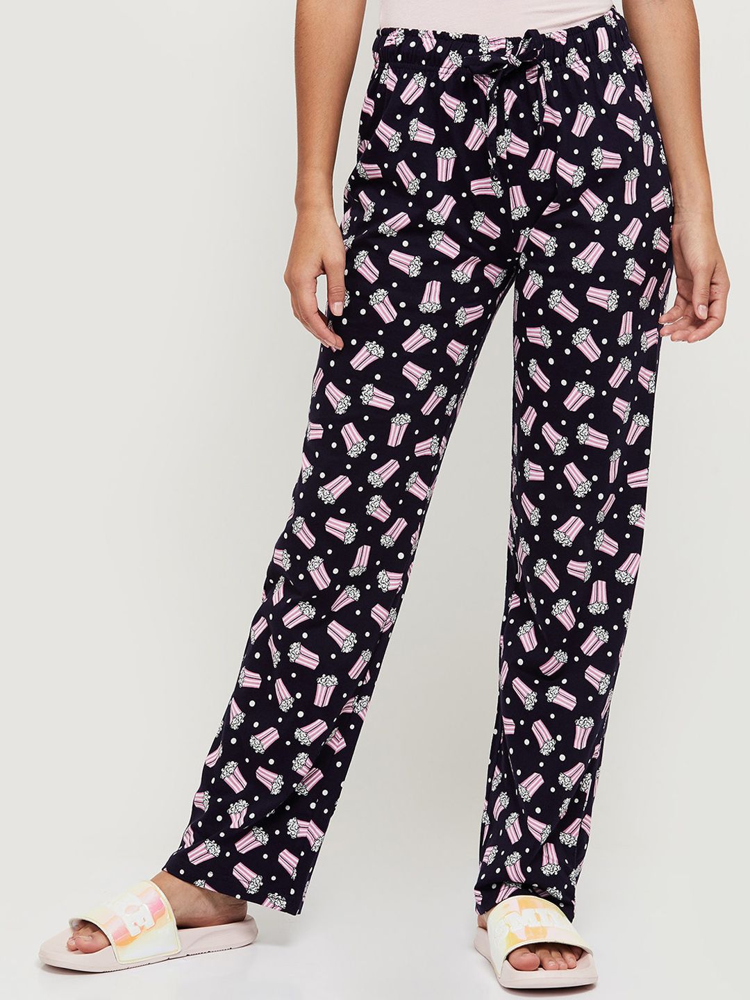 max Women Black & Pink Printed Cotton Lounge Pants Price in India