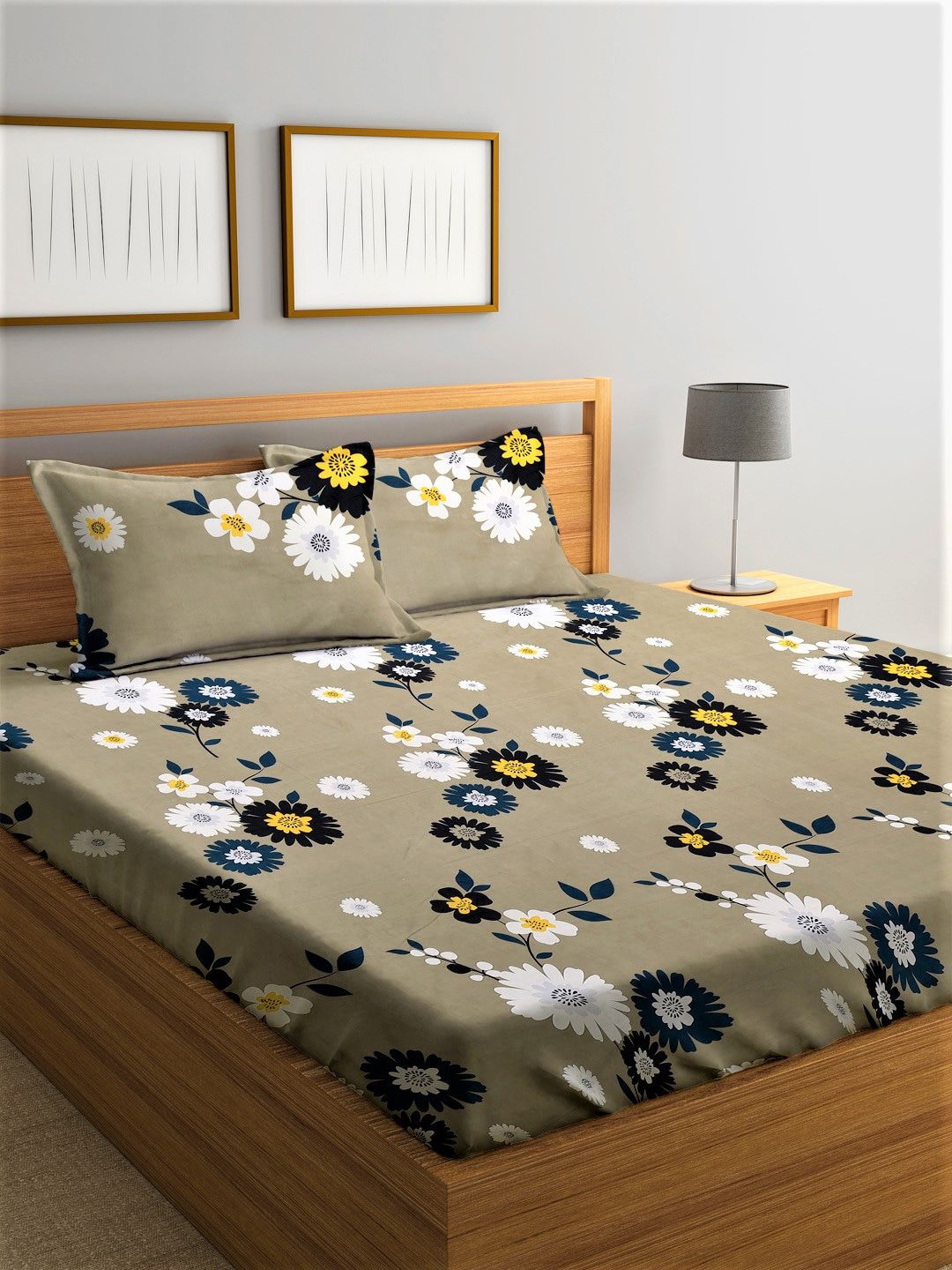 Home Sizzler Unisex Multi Bedsheets Price in India