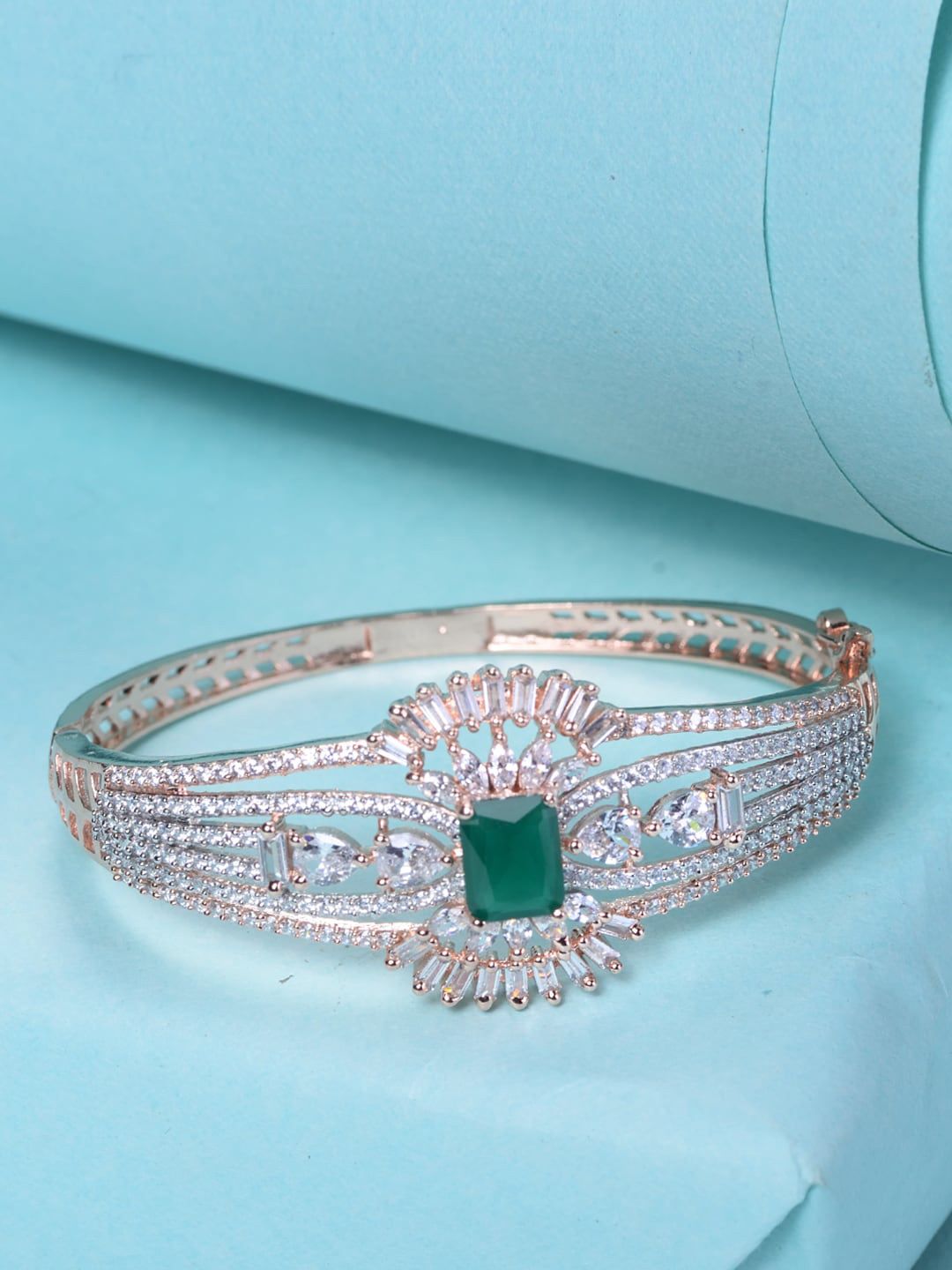 Saraf RS Jewellery Women Green Bracelet Price in India