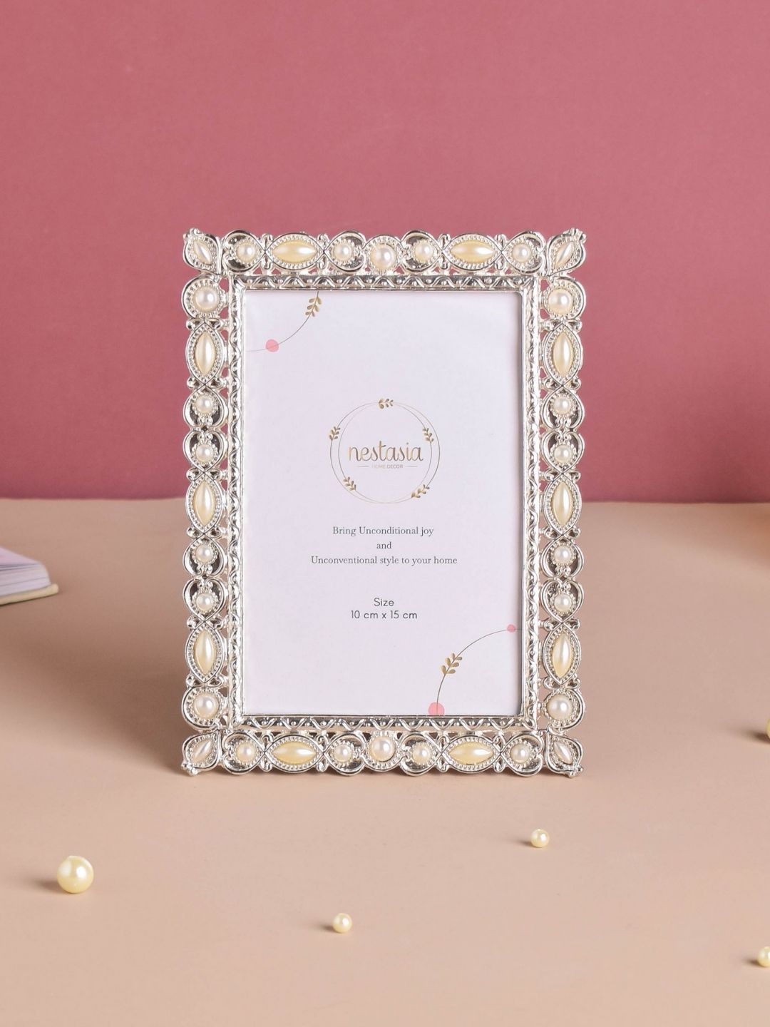 Nestasia Silver-Toned & White Pearl Small Photo Frame Price in India