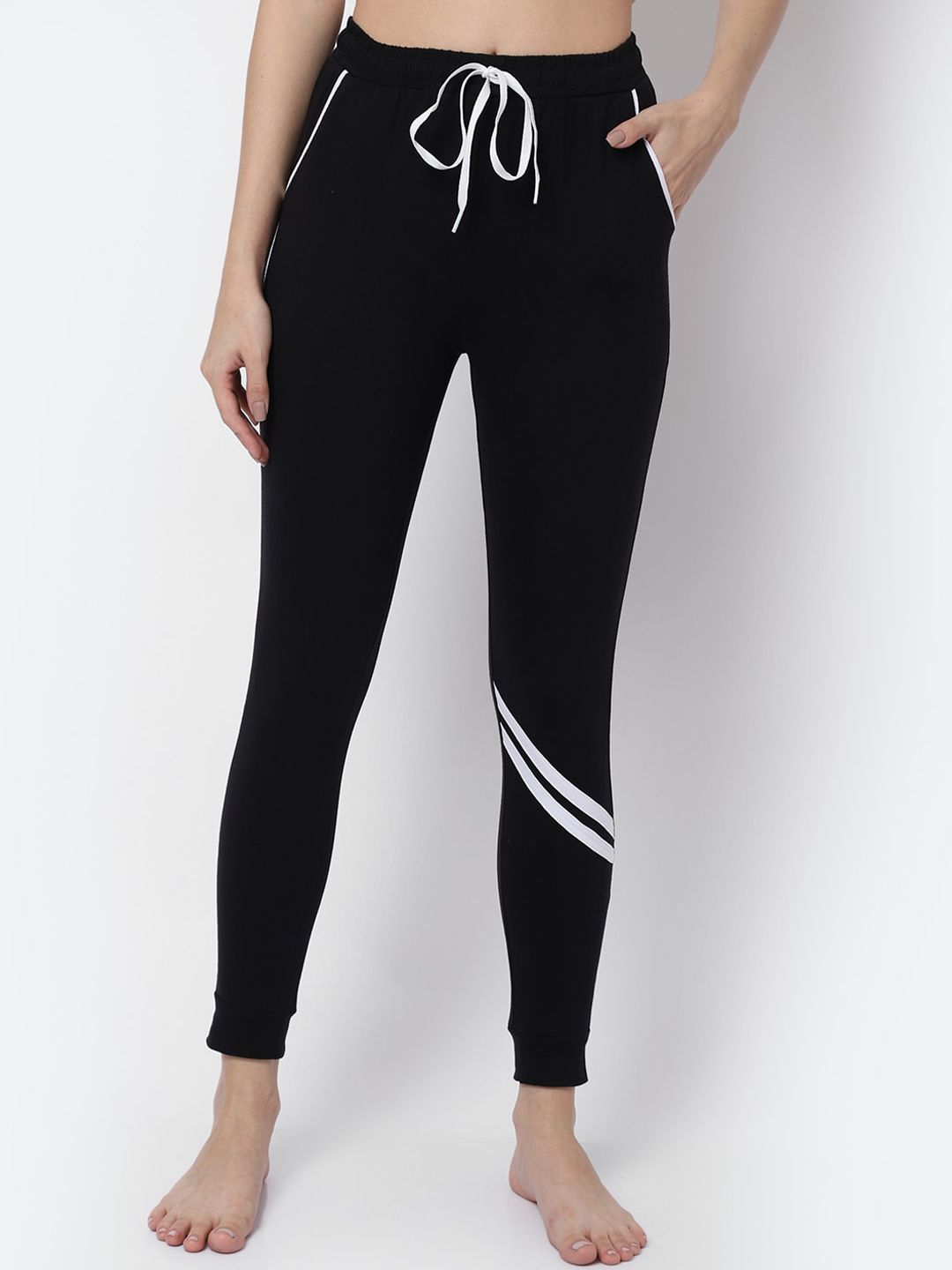 Claura Women Black Solid Cotton Lounge Pant Price in India