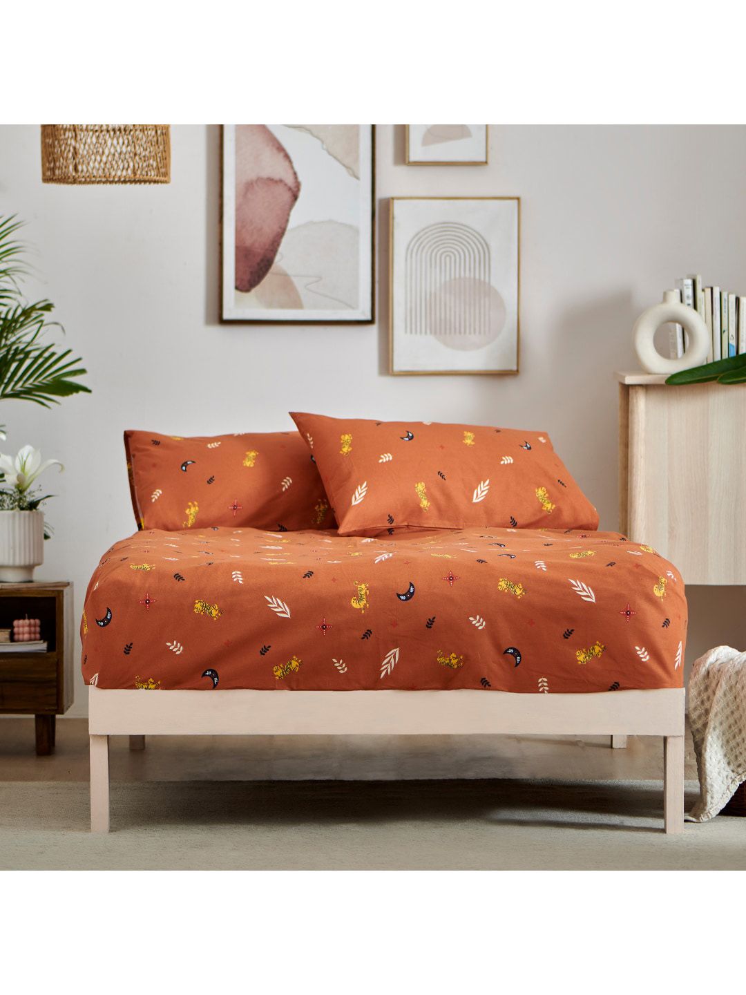 Chumbak Unisex Brown Bedsheets Price in India