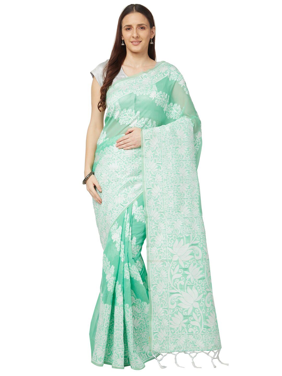 Varkala Silk Sarees Sea Green & White Floral Jamdani Saree Price in India