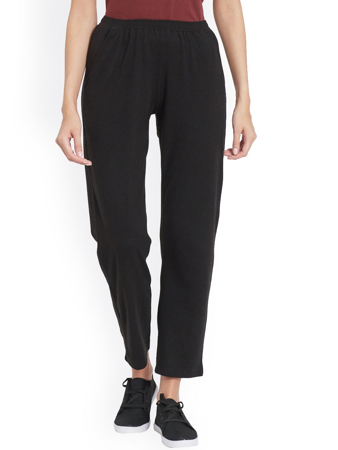 UNMADE Women Black Solid Cotton Lounge Pants Price in India