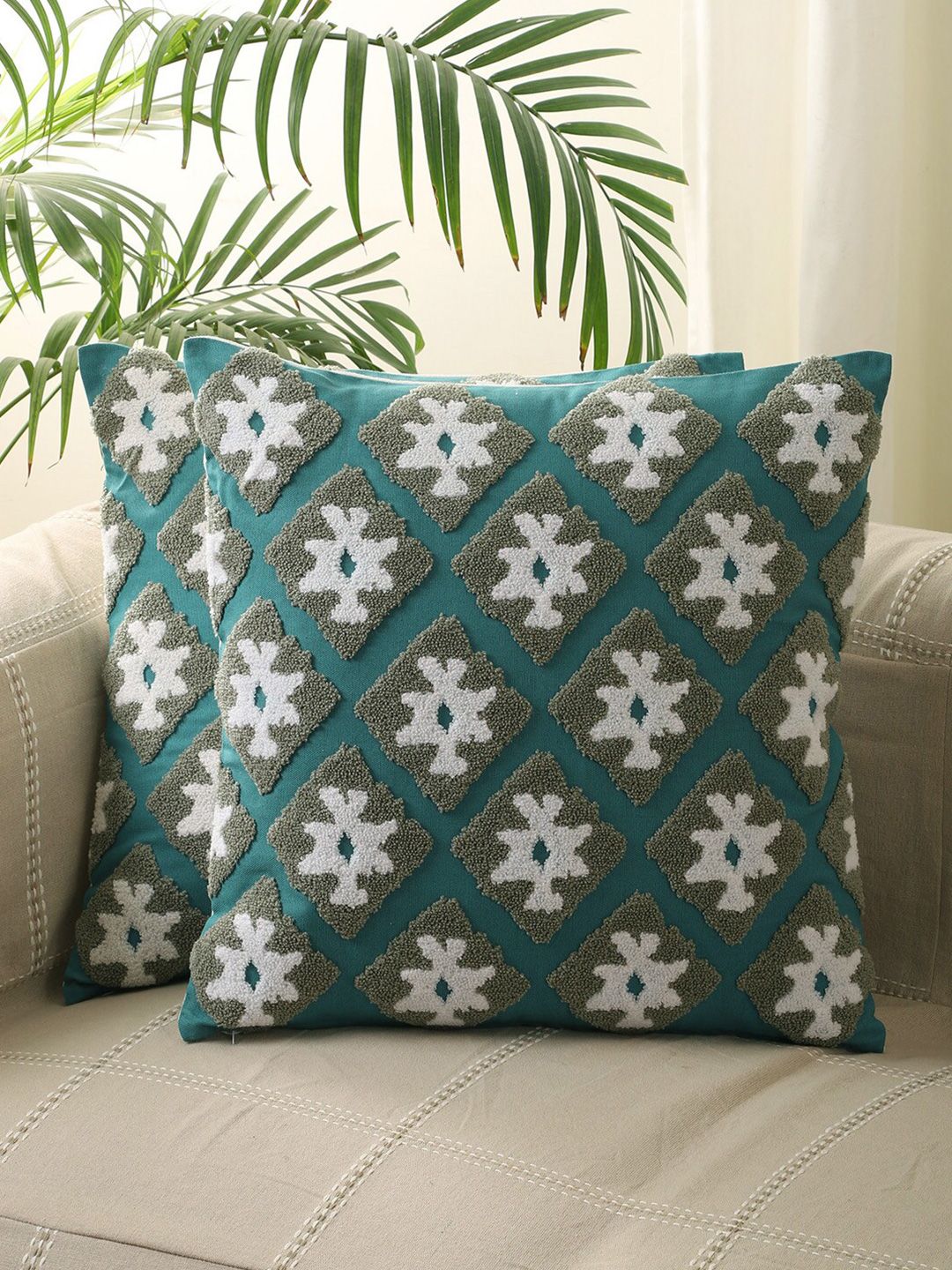 Jamio Firati Green & White Set of 2 Abstract Square Cushion Covers Price in India